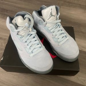 Womens air jordan Retro 5
